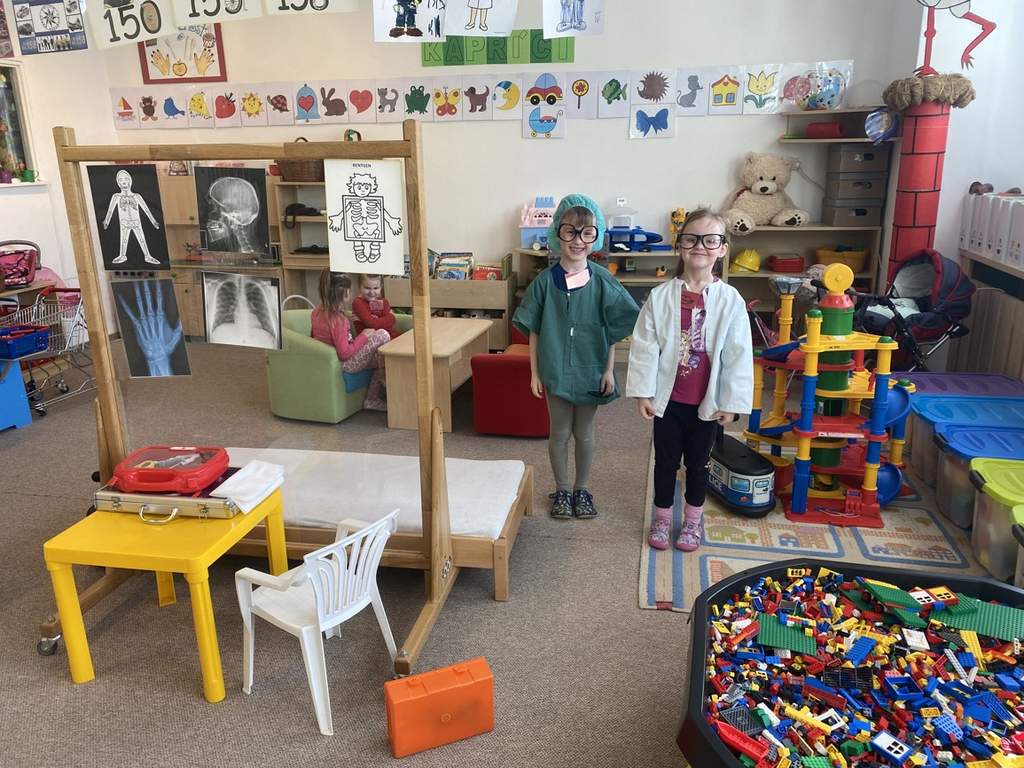 Březen u Kapříků - Povolání