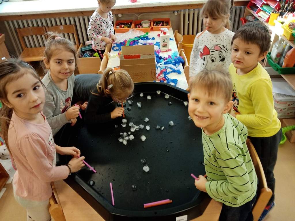3. 2. - 7. 2. 2025 "Zamícháme barvičky do duhové kapičky!"